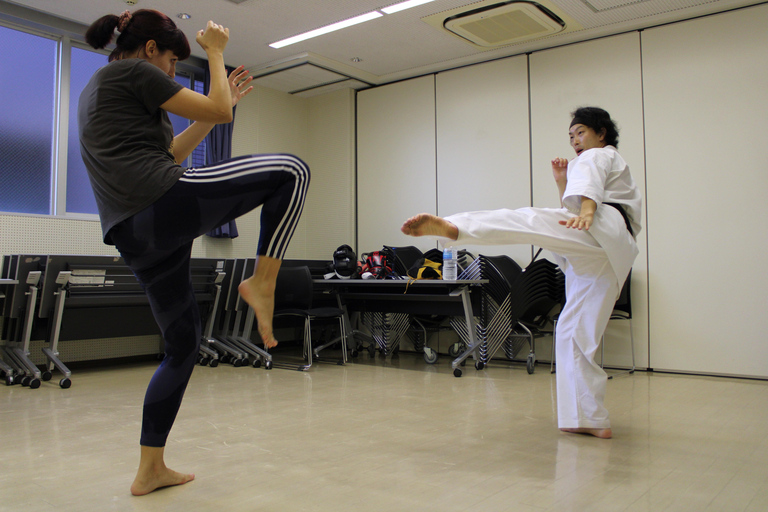 Tokyo: Karate Experience with Former All-Japan Champion PRIVATE Karate Session with Karate Gi(uniform)