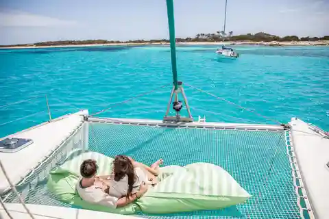 Ibiza: Kleingruppen-Tagesausflug nach Formentera mit dem Katamaran