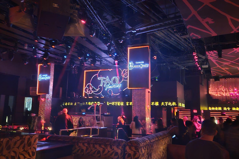 Las Vegas: Night Out at Clubs with Free Drinks and Party Bus Latin Club Crawl