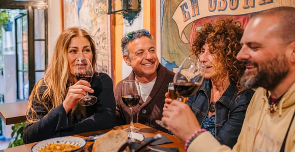 Malaga: Food Tour with Local Guide, Tapas, and Drinks