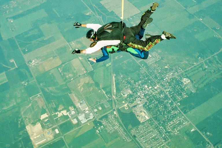 Munich: Private Skydiving Experience with Hotel Pickup