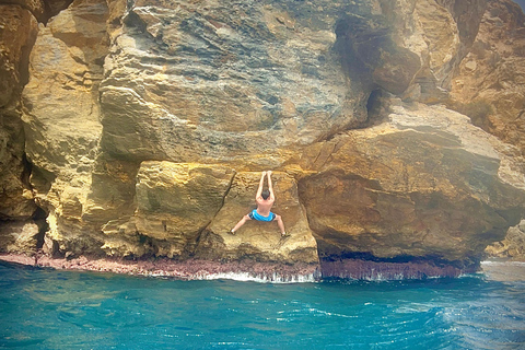 Granada: Deep Water Soloing in Calahonda Pier
