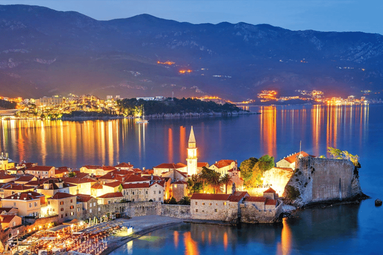 De Tirana / Durresi/ Lalezi : Excursion d&#039;une journée à Budva et KotorAu départ de Tirana et de Shkodra : Excursion d&#039;une journée à Budva et Kotor