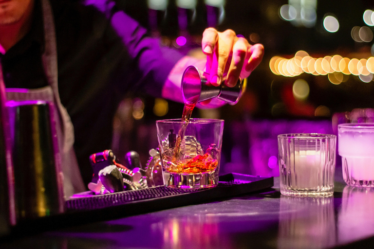 Entrée en boîte de nuit à Gdansk Bunkier avec un verre de bienvenue