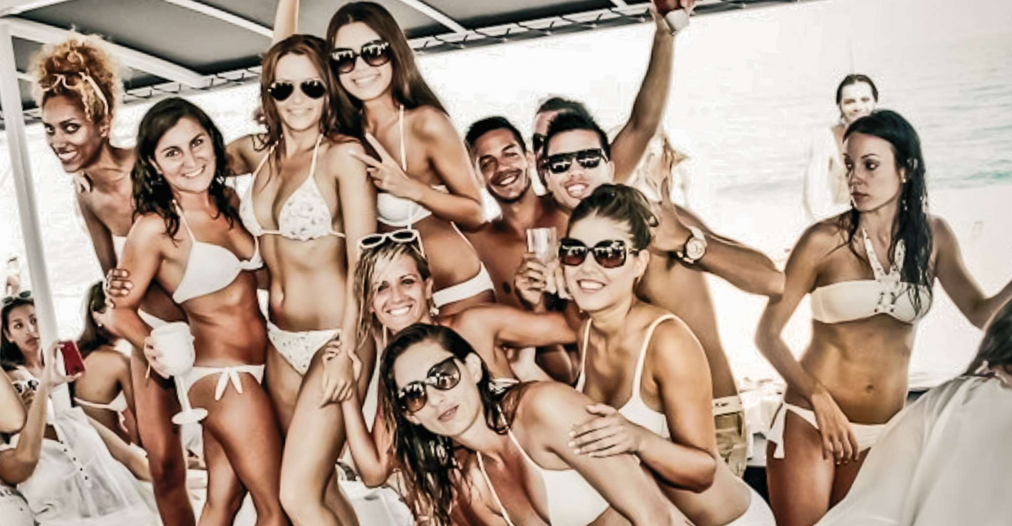 Lloret de Mar, Festkreuzfahrt mit Grill und Getränken - Hizvo