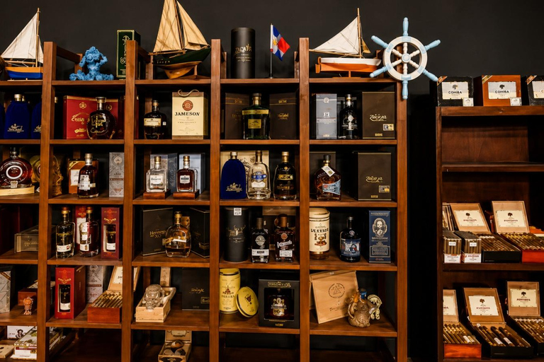 Punta Cana: Souvenir Shopping & Rum Tasting Tour