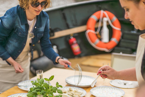 Gdańsk: Motławakryssning med pierogiprovning