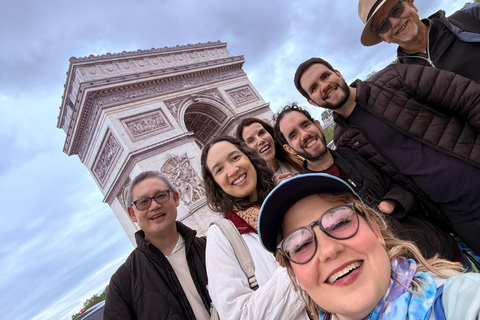 Paris Half-Day: 30+ or 15+ Sights, Eiffel, Montmartre & more Paris: See 30+ Top Sights with a Fun Guide