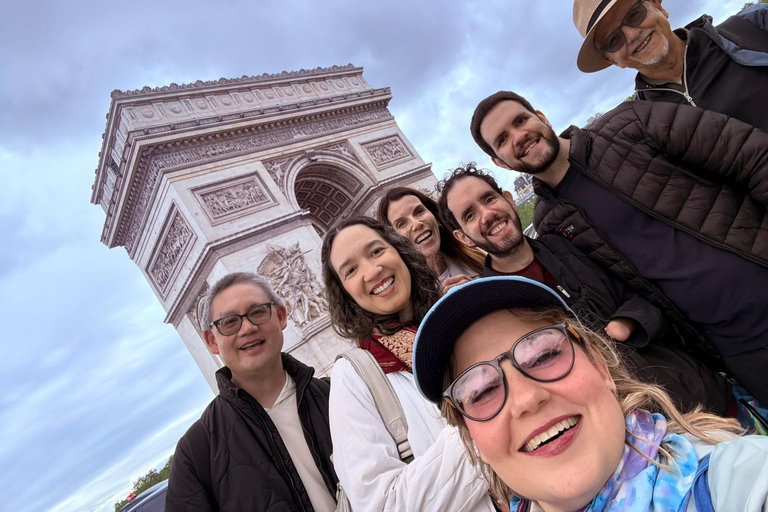 Paris Half-Day: 30+ or 15+ Sights, Eiffel, Montmartre & more Paris: See 30+ Top Sights with a Fun Guide