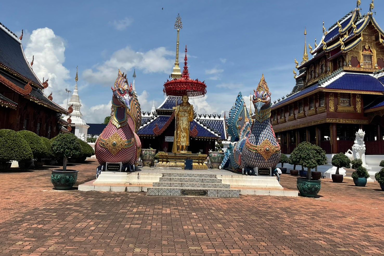 Gems of Chiangmai : Dantewada, Wat Ban den, Sticky Waterfall