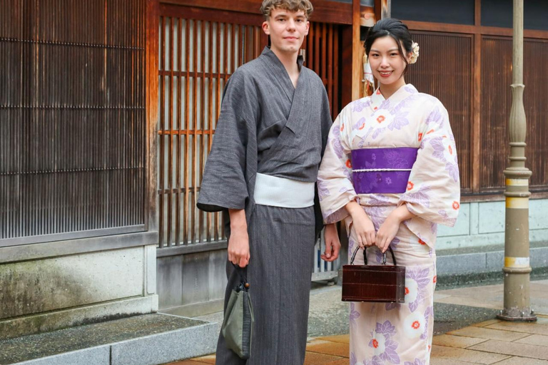 Kanazawa: Uthyrning av japanska kimonos nära Higashi Chaya District