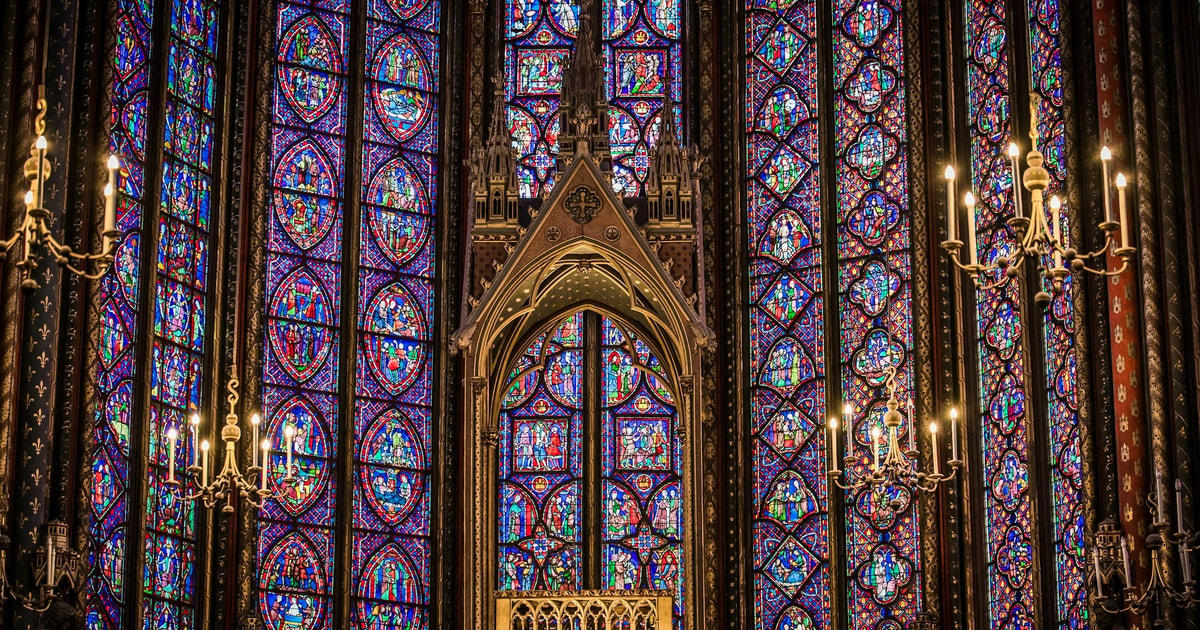 Paris: Sainte-Chapelle Entry and Batobus Seine River Cruise | GetYourGuide