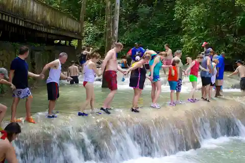 Dunn's Rivier Val en Winkeltour