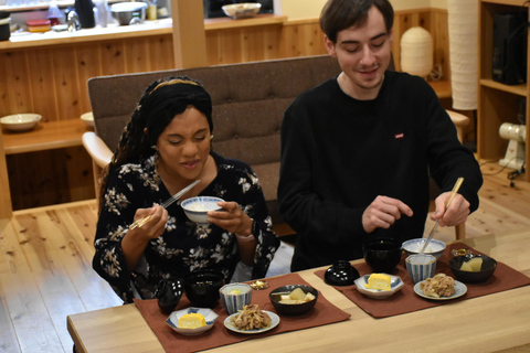 Kanazawa: Cook & Eat with Local Grandma in a Japanese Home