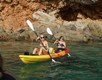 Ibiza, Es Vedra Sunset Kayak Tour avec de la plongée et des boissons - Housity