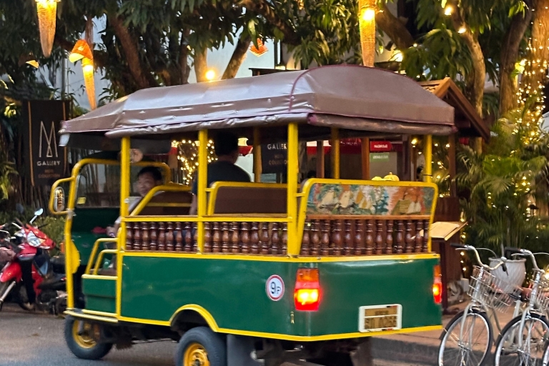 Luang Prabang Abendliche Essenstour mit dem Tuktuk