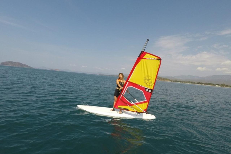 Fethiye Windsurfing Course with Optional License