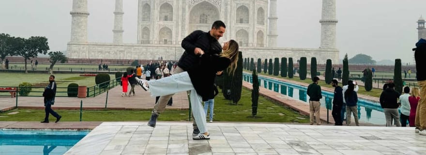 Depuis Delhi : visite du Taj Mahal avec déjeuner