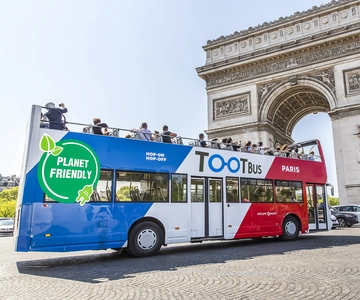 Париж: Tootbus Hop-on Hop-off с дополнительным речным круизом
