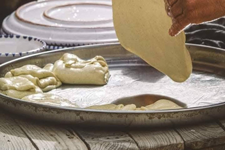 Immersione berbera a Zriba Ollya e degustazione di sapori localiImmersione berbera a Zriba Ollya e assaggio dei sapori locali