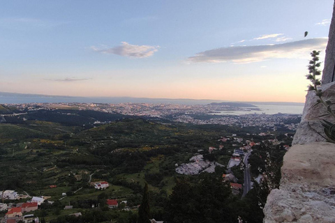 Split: Visita panorámica de la ciudad al atardecer en KlisExcursión nocturna al atardecer en Klis
