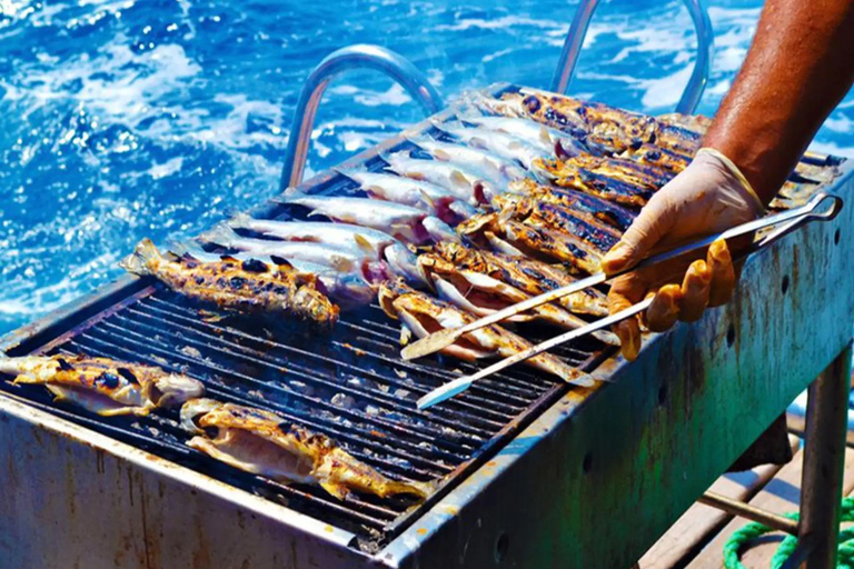 Agadir: Boat Tour with Lunch, Fishing, and Swimming