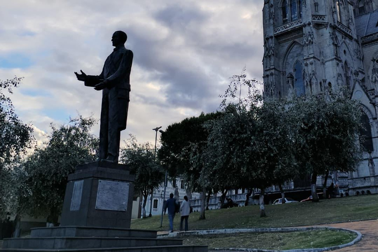 Quito: Discover the heart of the Historic Center - Walking Tour