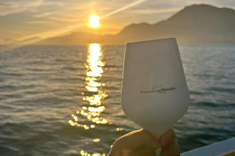 Sunset Tour Experience - Shared Positano: Li Galli Shared Sunset Boat Tour