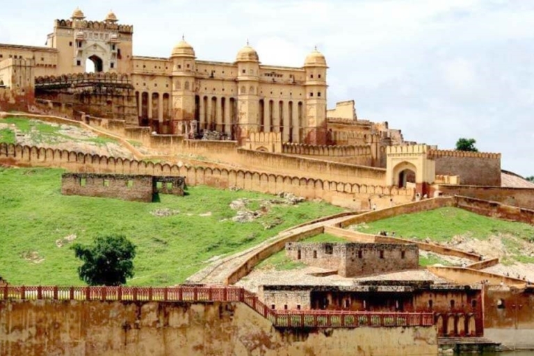 Golden Triangle Tour 4 Days 3 Nights From Hyderabad