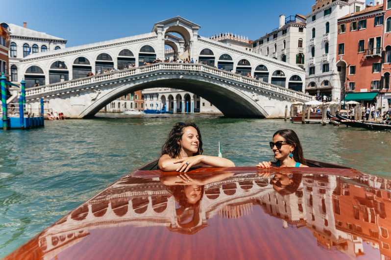 Transfert en bateau-taxi privé entre Venise et l'aéroport