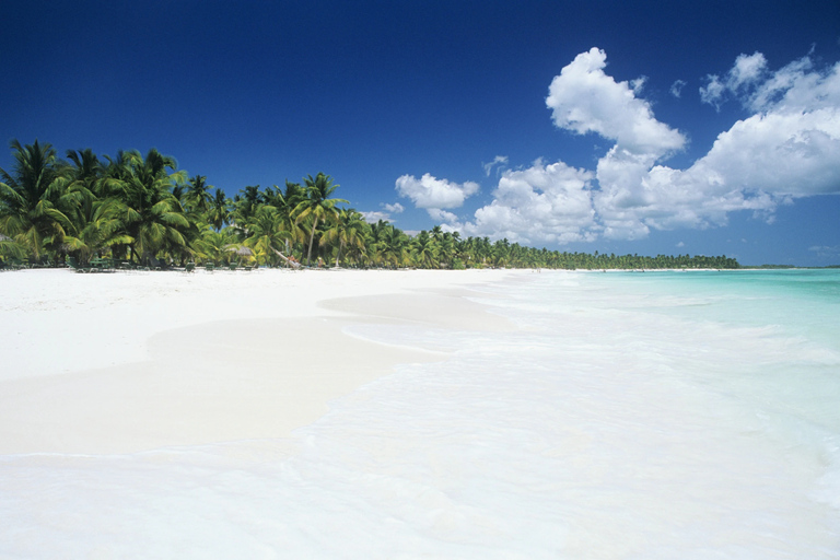 Catamarán Punta Cana a Saona con piscina natural