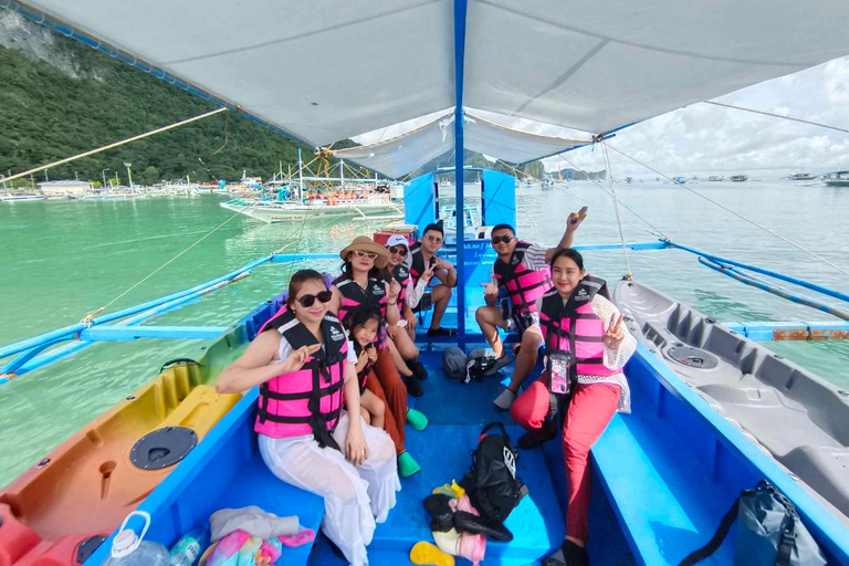 El Nido: Private/Exclusive Island Hopping Tour B BEST PRICE!