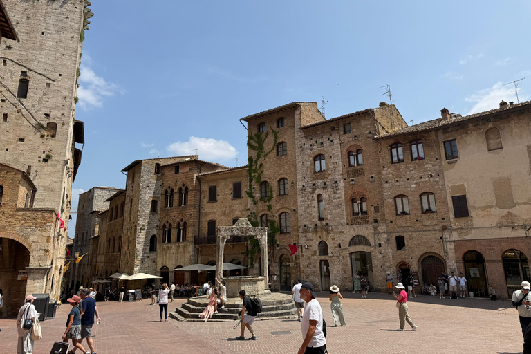 Best of Tuscany Experience Pisa, Siena, San Gimignano & Wine Standard Group Option