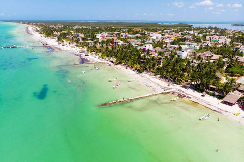 Holbox: Full-day tour to the island, cenote swim and lunch