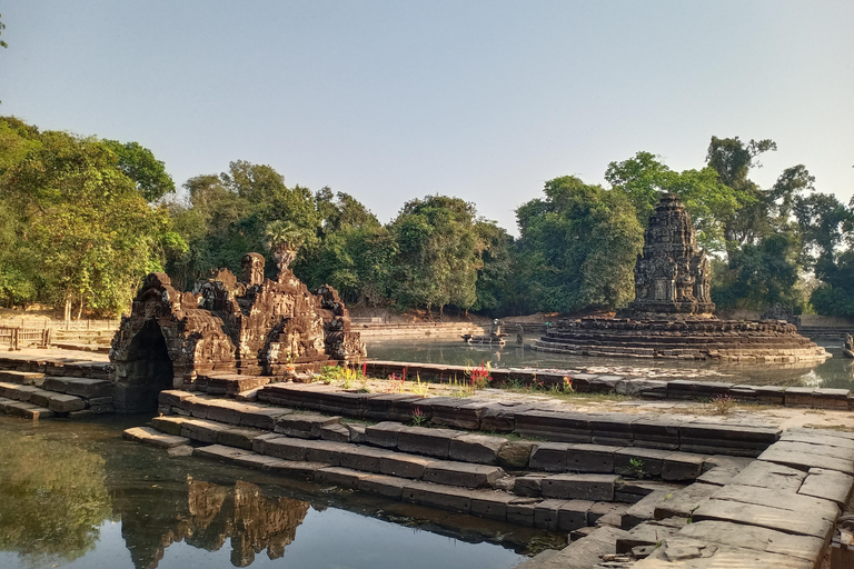 Trip to Big Circle included Banteay Srey and Banteay Samre