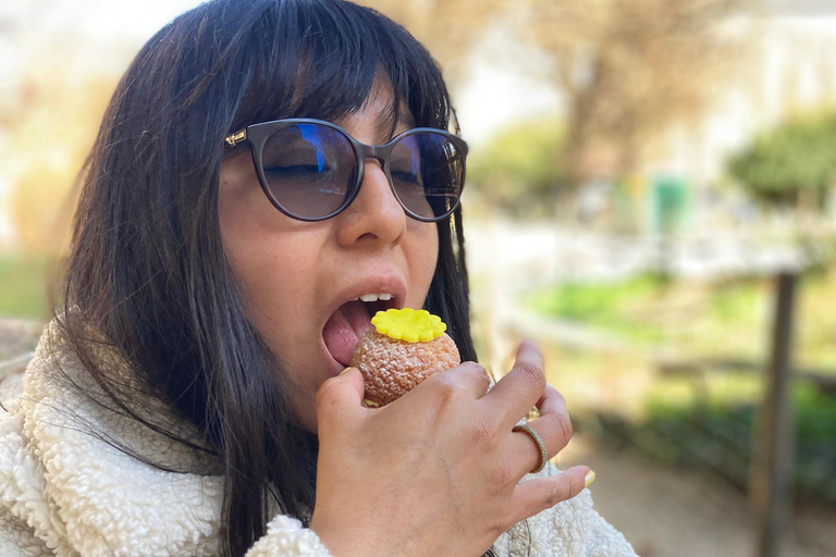 Paris: Le Marais Bakery and Pastry Food Tour with Tastings Small Group Option