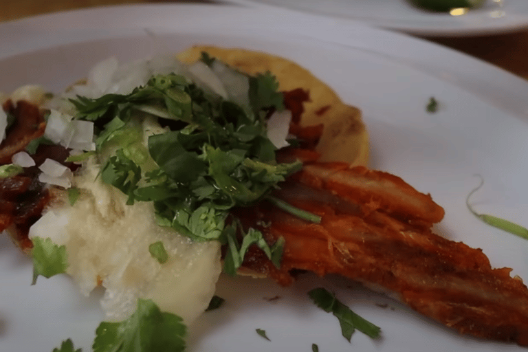 Mexico City: Mezcal & All you can eat tacos tour in Polanco!