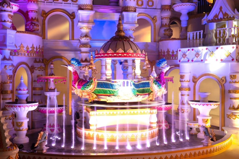 Phuket: Billete Carnival Magic con Cena y TrasladoAsiento Real