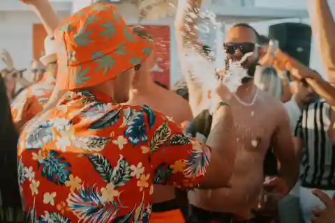 Poreč: Boom Boat Party - Cruzeiro, bebidas, DJ & After-Party