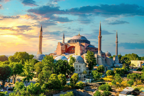 Istanbul: Small Group Guided Tour with Lunch & Tickets