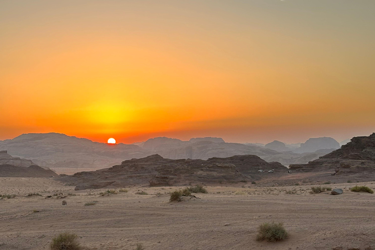 Wadi Rum Jeep Tour – Choose Duration, With or Without Stay 3-Hour Wadi Rum Jeep Tour