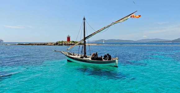 From Alghero: 4-hour sailing boat excursion