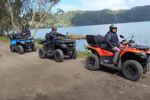 Sete Cidades : Visite d'une demi-journée en quad (ATV)1 personne à 1 quadruple