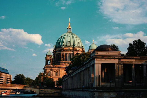 Berlin : Must-see attractions Walking Tour 3 Hours private tour Berlin : Must-see attractions