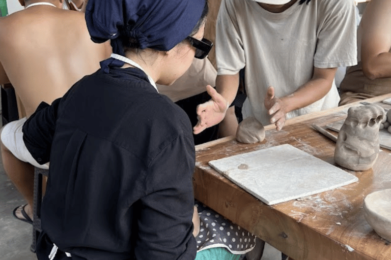 Ubud: Pottery Ceramic Class with 2kg Clay