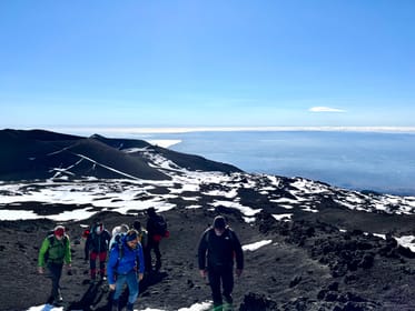Mount Etna: Tour from 2,500 m to 3,000 m with a Volcanology Guide