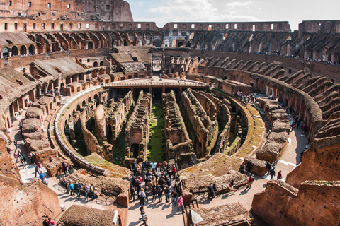 Colosseum Exterior Tour with Roman Forum & Palatine Entry