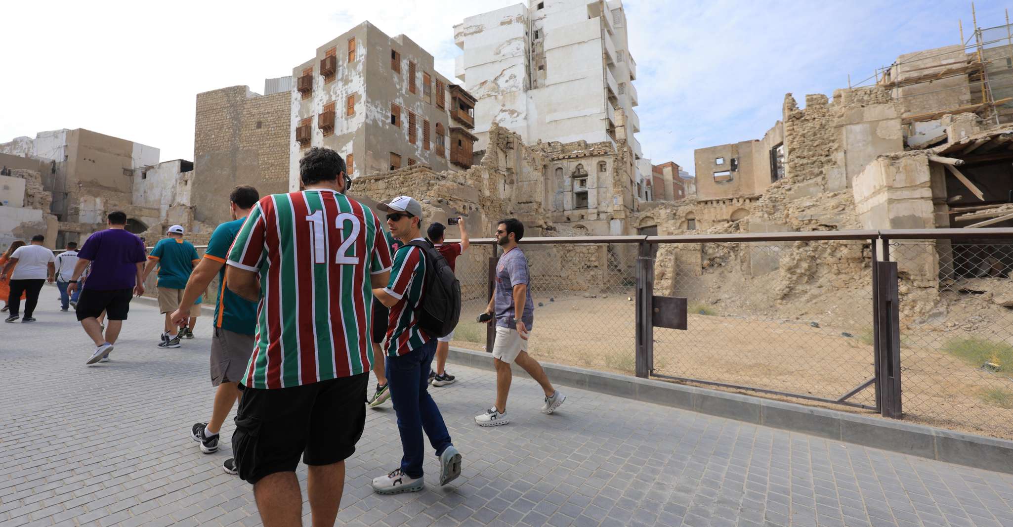 Jeddah: Tour Al Balad with A local Certified Guide photo 4