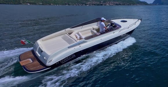 Lake Como: Private Luxury Airone Marine Boat Tour
