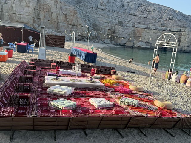 Khasab: Strandkamperen met cruise van een hele dag op basis van volpension